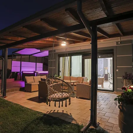 Mavitaplace Villa Familia Jacuzzi-Whirlpool, Olympus Riviera *