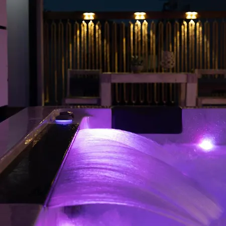 Mavitaplace Familia, Jacuzzi-whirlpool, Kateríni