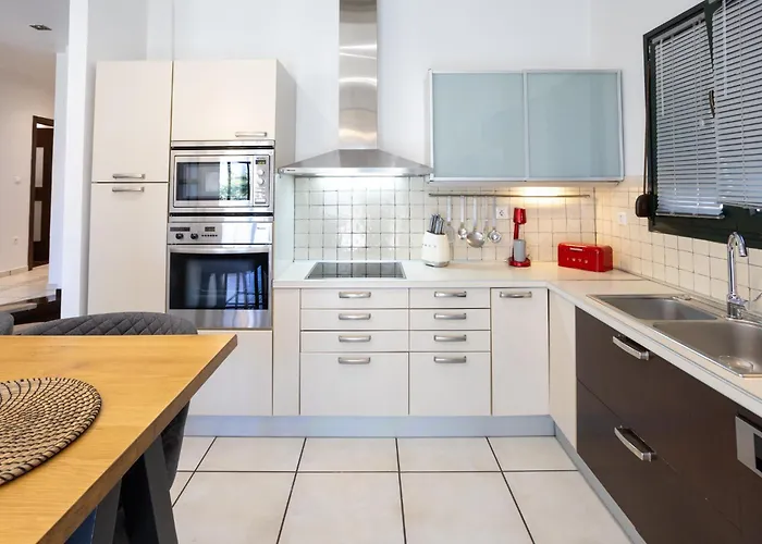 Vila Mavitaplace Familia, Jacuzzi-whirlpool, Kateríni